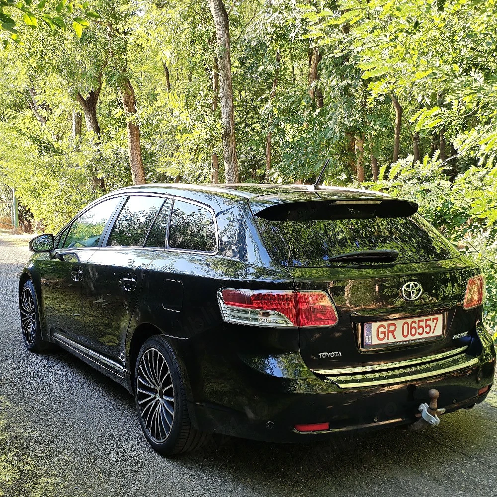 Toyota avensis 2.0 diesel 