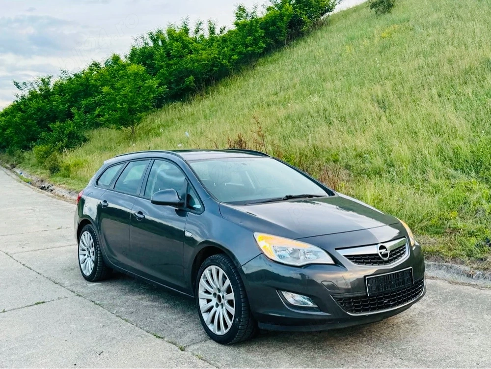 Opel Astra J 1.7 CDTI Diesel 125cp 2012 Euro 5   Pret: 2999  