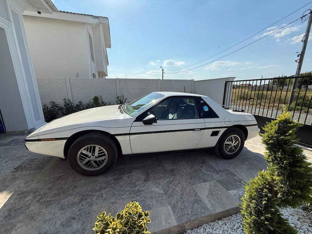 Pontiac Fiero 1984   80.000 km 