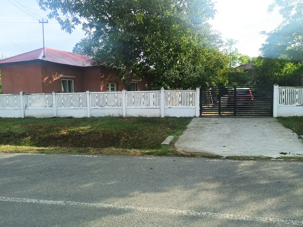  Casa de vanzare in Antonesti