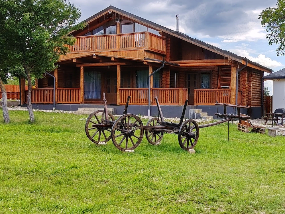Cabană buștean rotund Câmpulung Arges