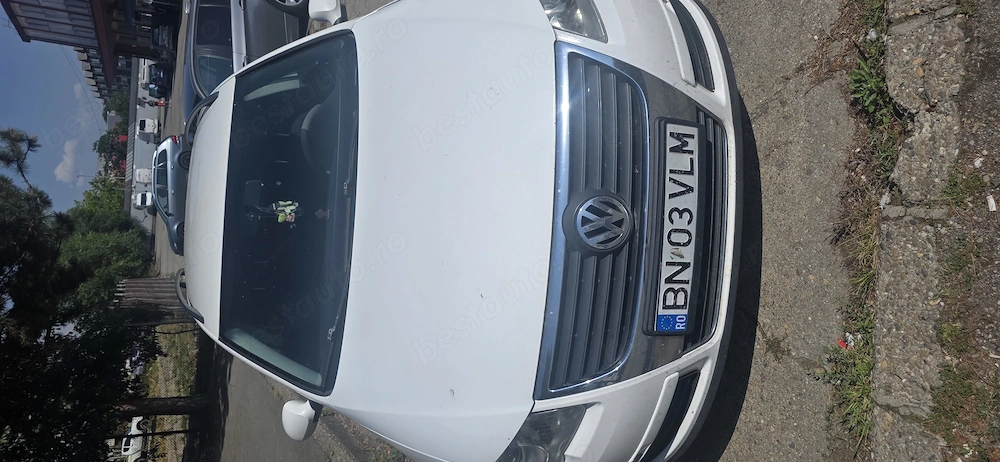 Vând Volkswagen Passat 