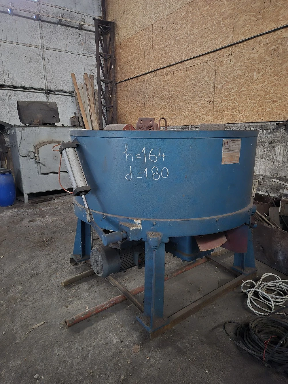 Malaxor  Mixer  Concasor Nou 15kw