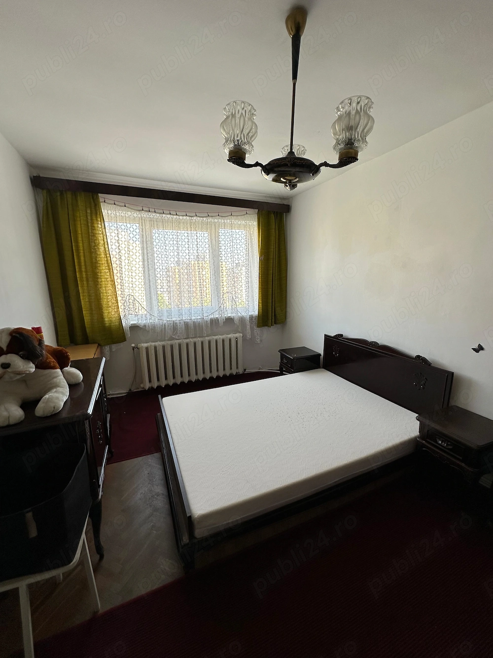 Apartament 4 camere de inchiriat