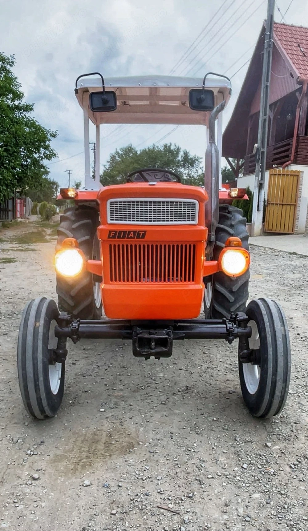 Vând Fiat Utb 450