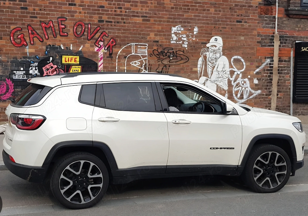 Vând Jeep Compass 2024 