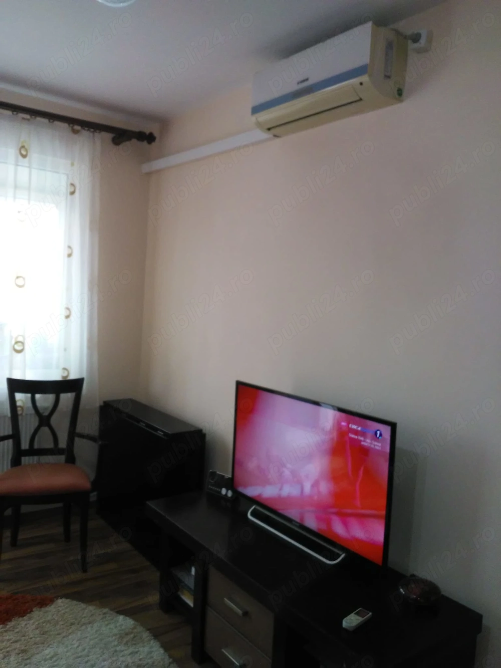 Inchiriez apartament 2 camere, ultracentral