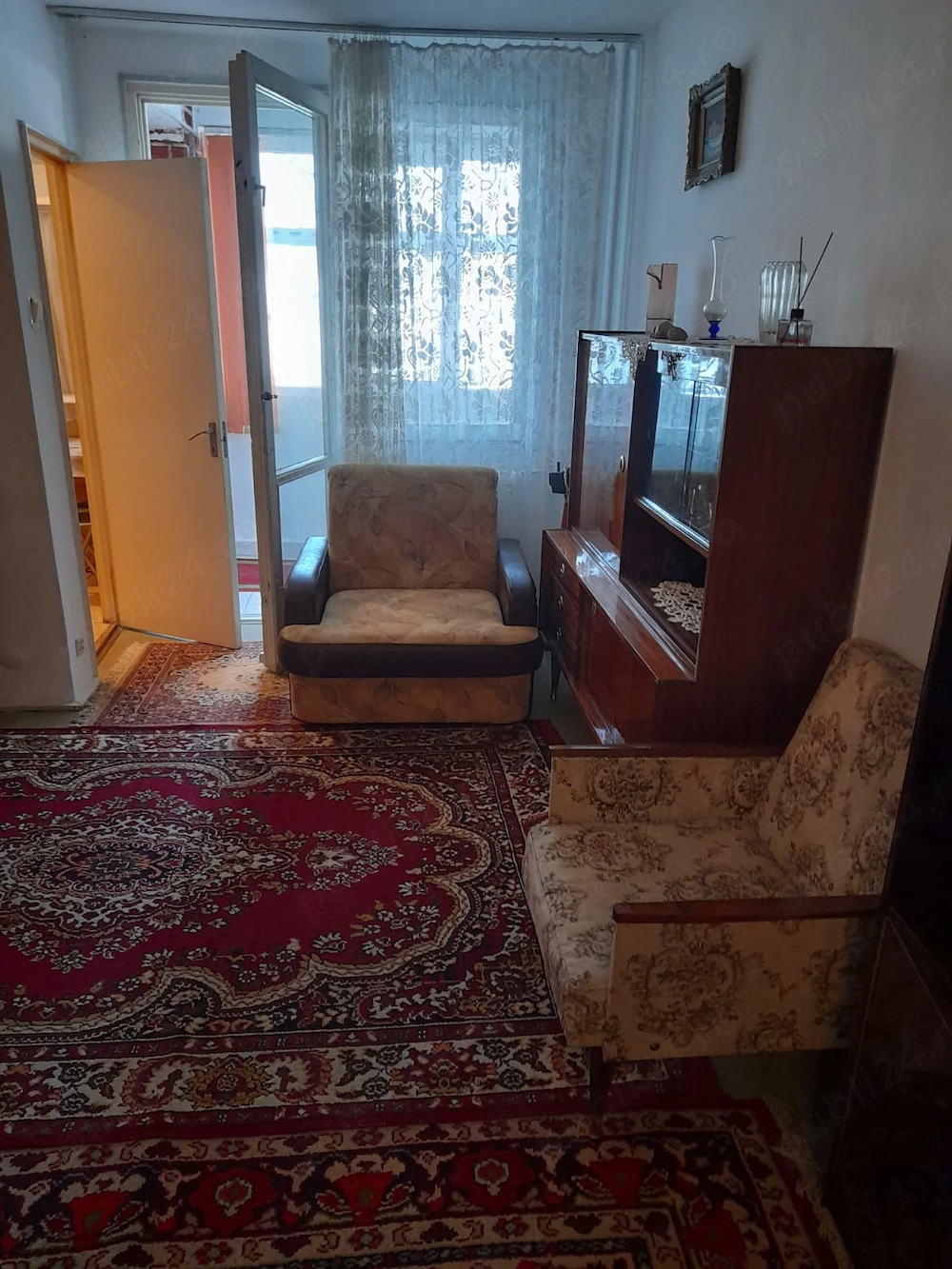 Inchiriez garsoniera Zona Costin Georgian, Sector 3, Bucuresti