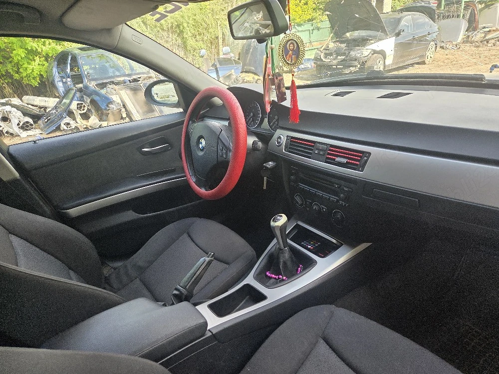 dezmembrez bmw e91