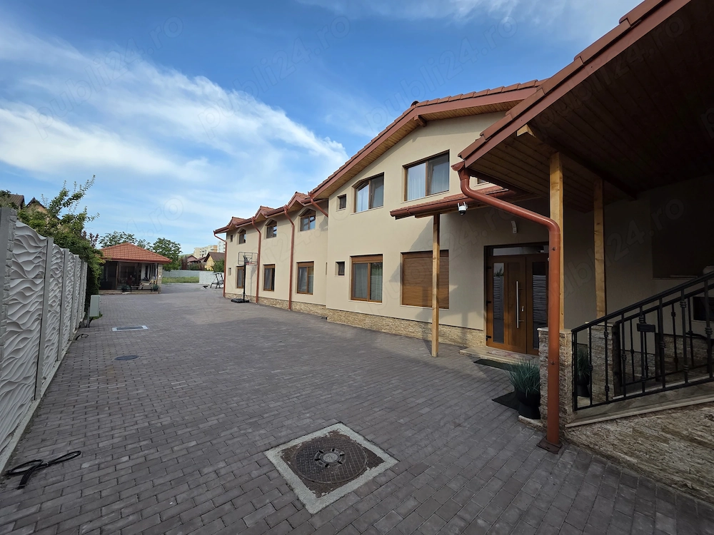 Vand casa mare in Deva ideal pensiune