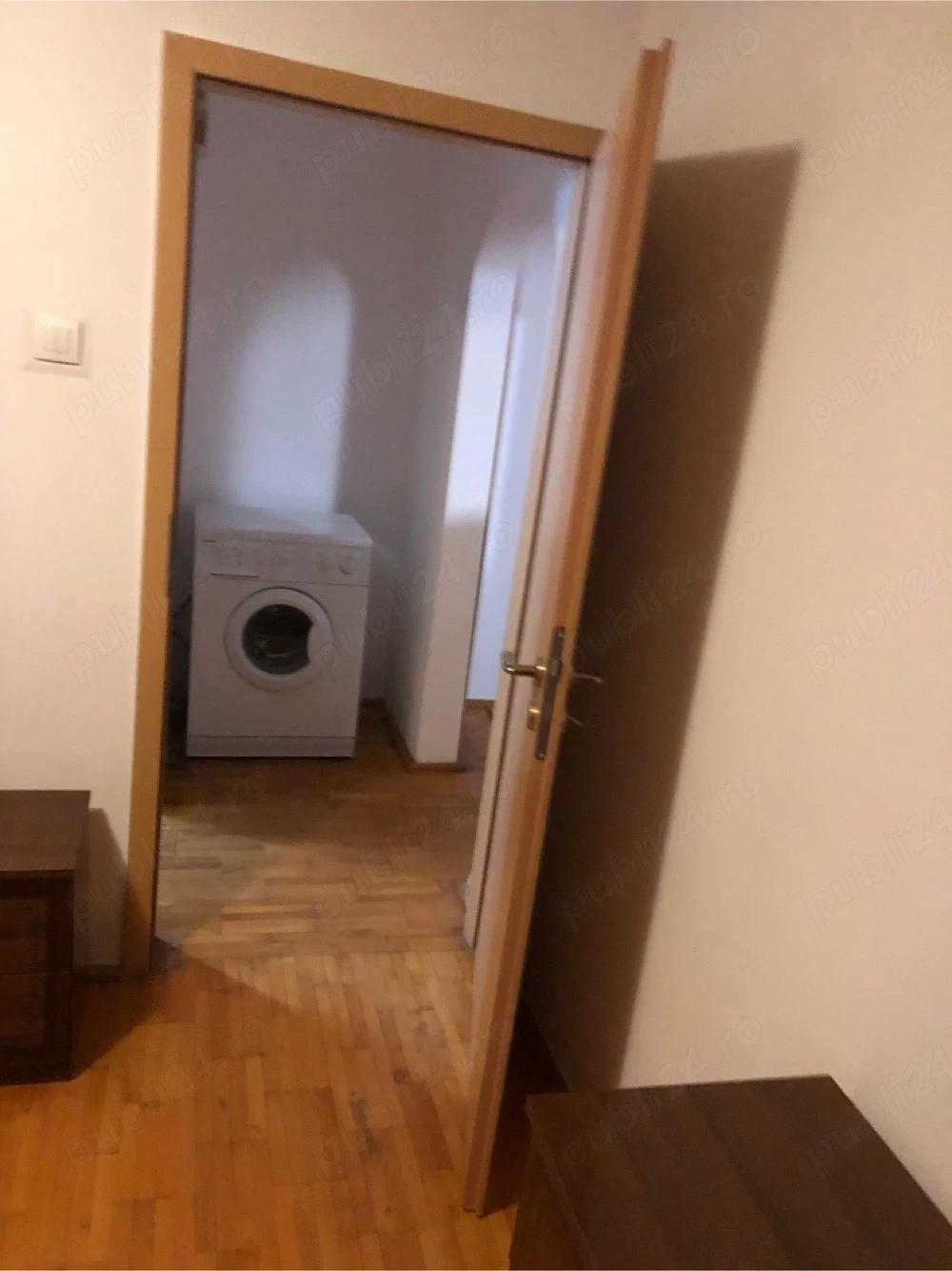 Închiriez apartament cu 2 camere in zona buna a Craiovei