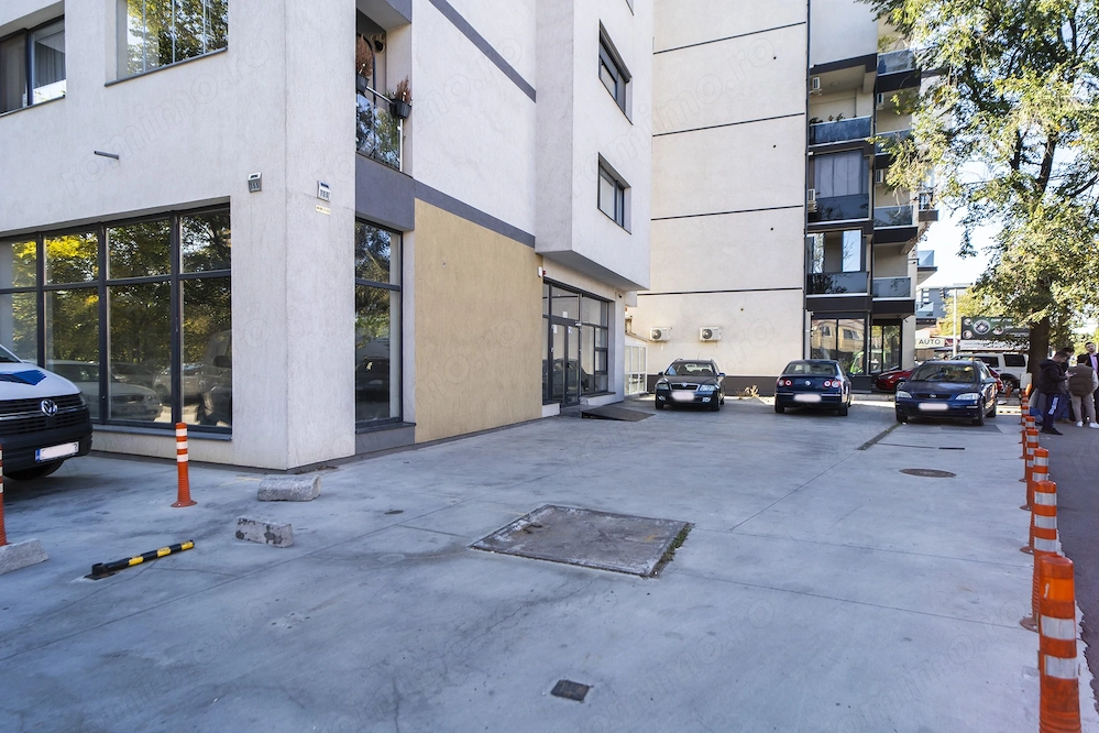 Spatiu Comercial | Militari-Uverturii-Apusului 280mp, vitrina 37 mp,