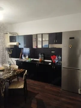 Apartament o camera cu centrala parter  foarte inalt zona Steaua