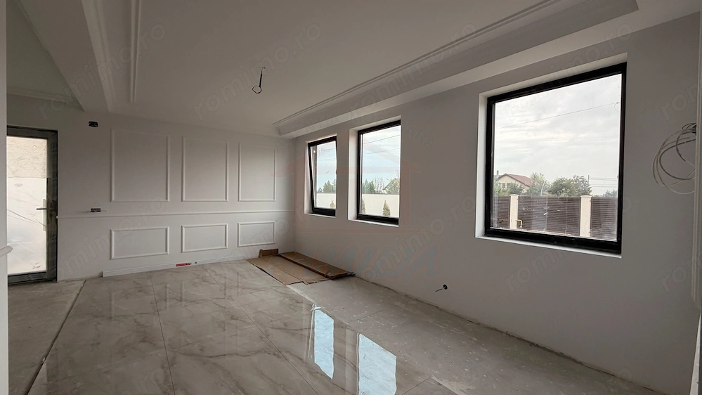 De vanzare casa la intrare in Vanzatori, 165.000€
