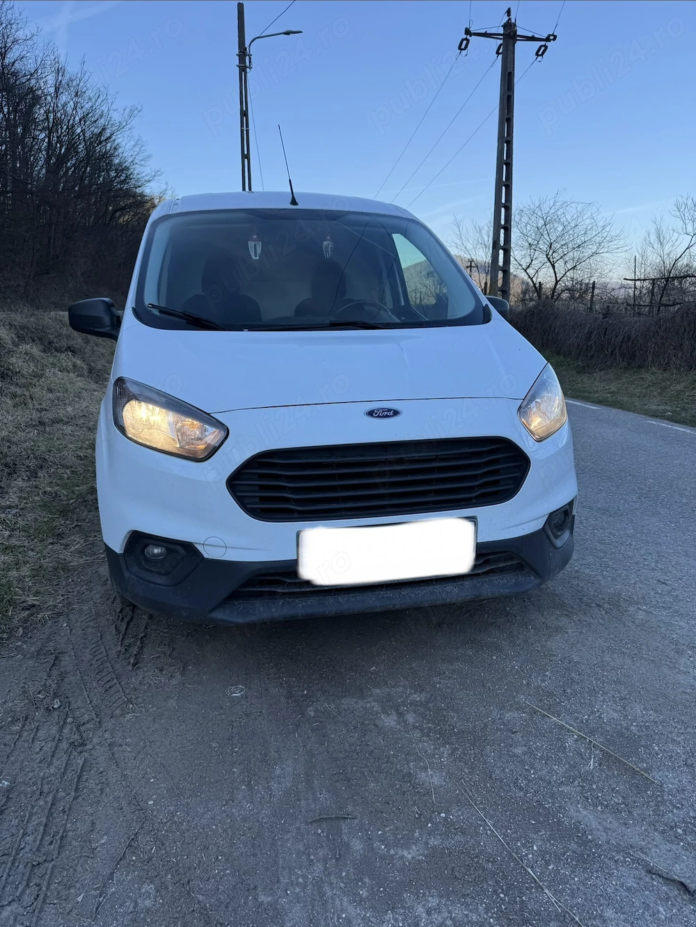 Ford Transit Courier 2020   1.5 Diesel