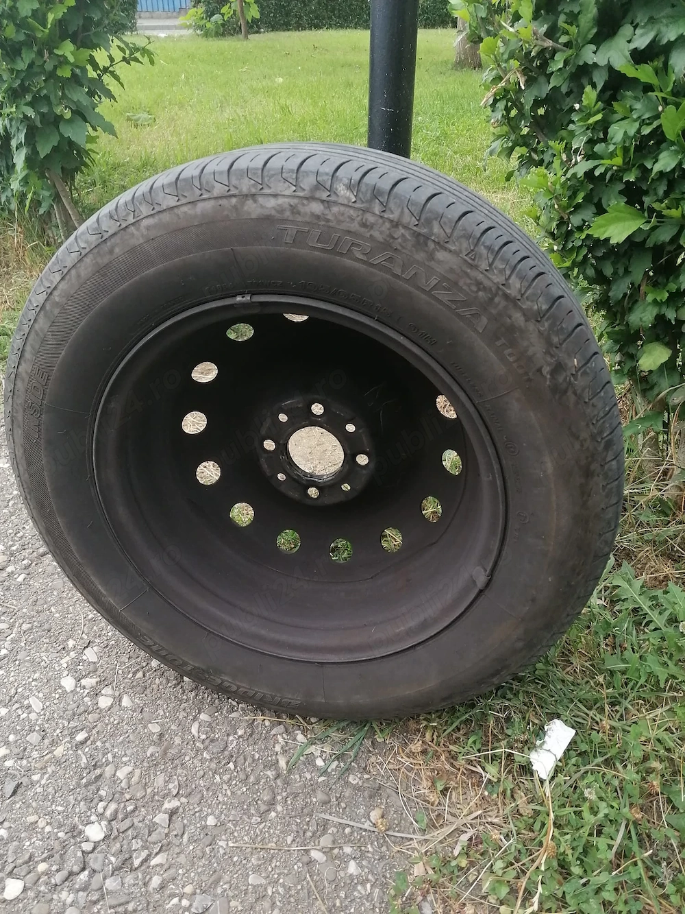 Vand 3 bucati janta tabla echipate cu anvelope de vara O BUCATA 120 LEI