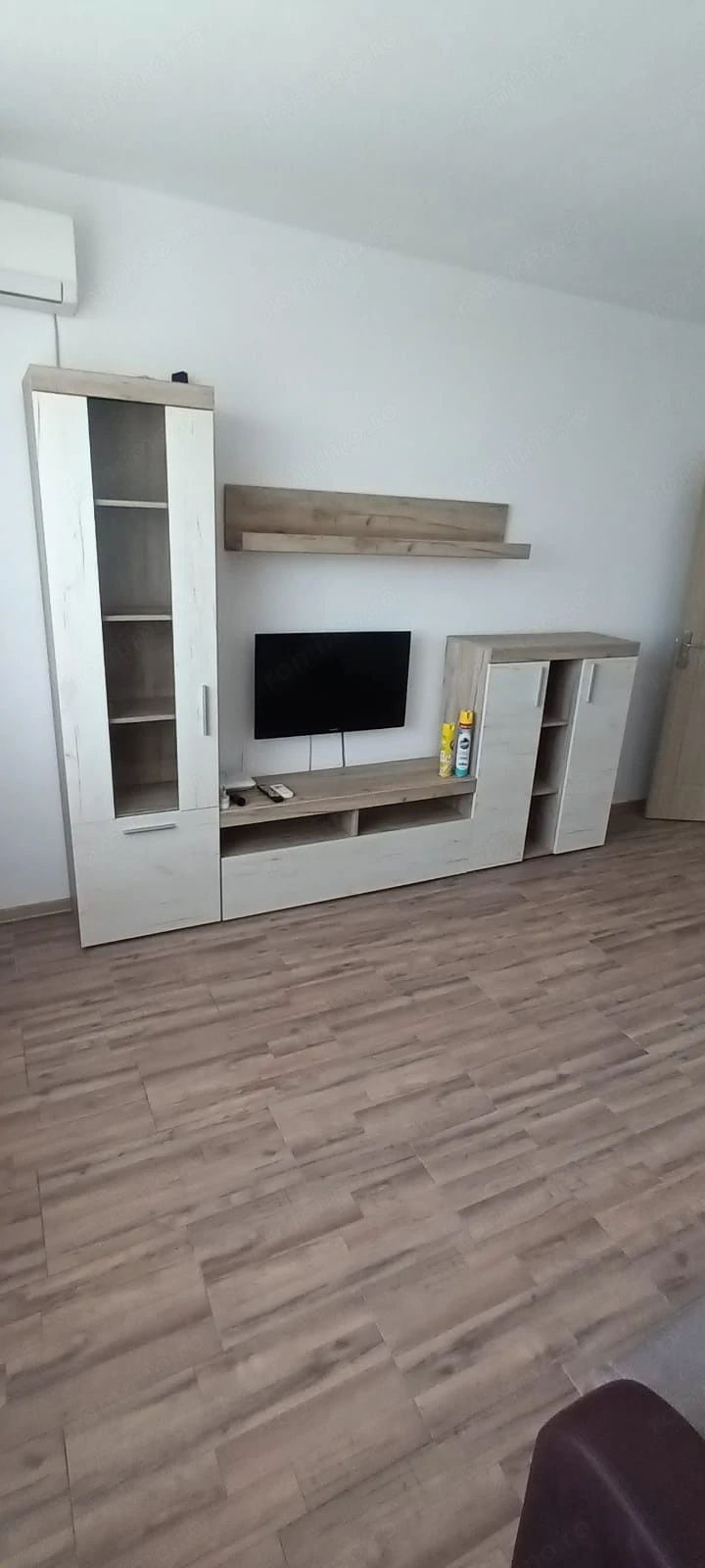 Apartament cu o cameră de închiriat în zona Olimpia Stadion