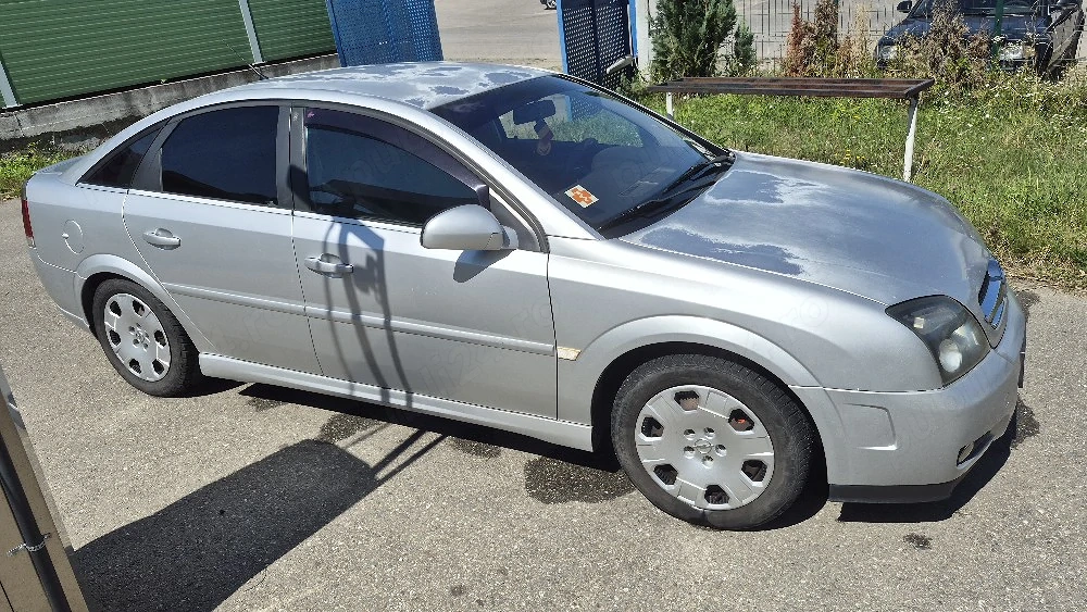 Vând Opel Vectra C GTS Hatchback An 2004 1,9cdti 120cp 88kw