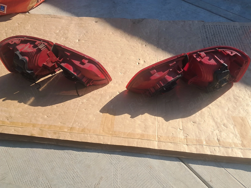 Triple stopuri spate w touran ani 2011/2015