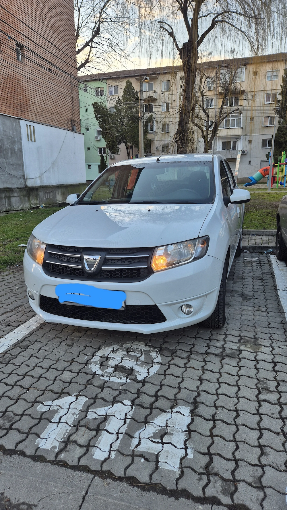 Vând Dacia Logan 1.2 BENZINĂ+GPL