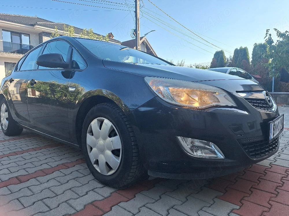 opel astra 