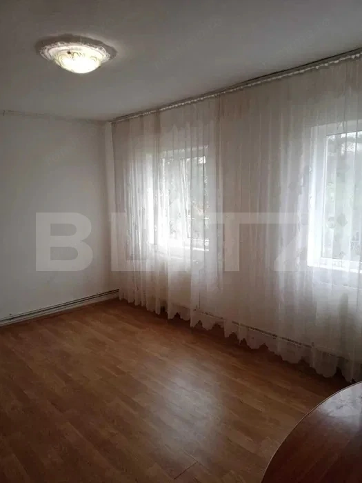 Ideal pentru familie: 3 camere decomandate, izolat interior, pozitie excelenta