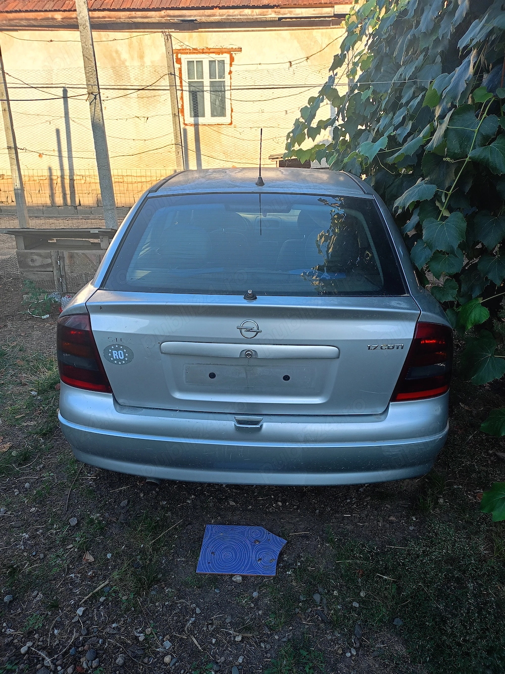 Dezmembrez Opel Astra G Hatchback – 1.7 CDTI, motor defect (garnitură chiulasă) an 2003, radiata
