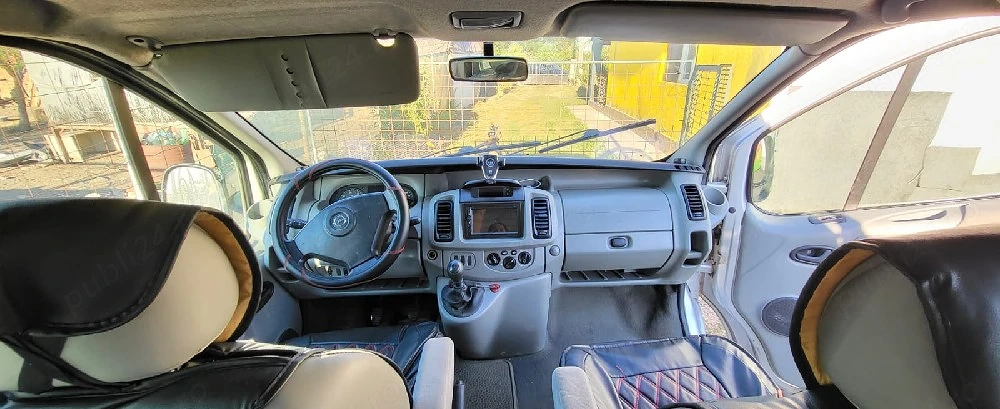 Vând Opel Vivaro 1.9 Diesel 155 de cai
