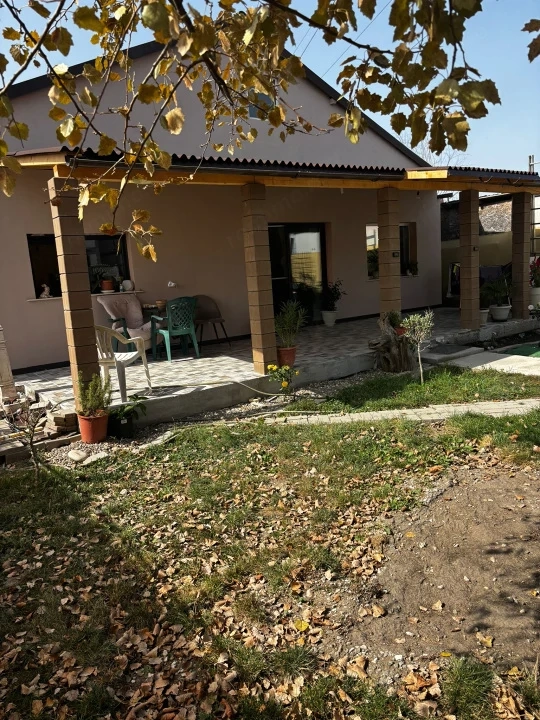 Casa de vanzare, 120 mp, teren 332 mp, zona Catargiu