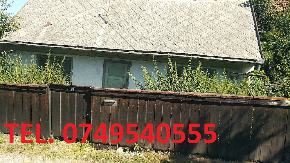 Vand casa de lemne ultracentral Targu Secuiesc