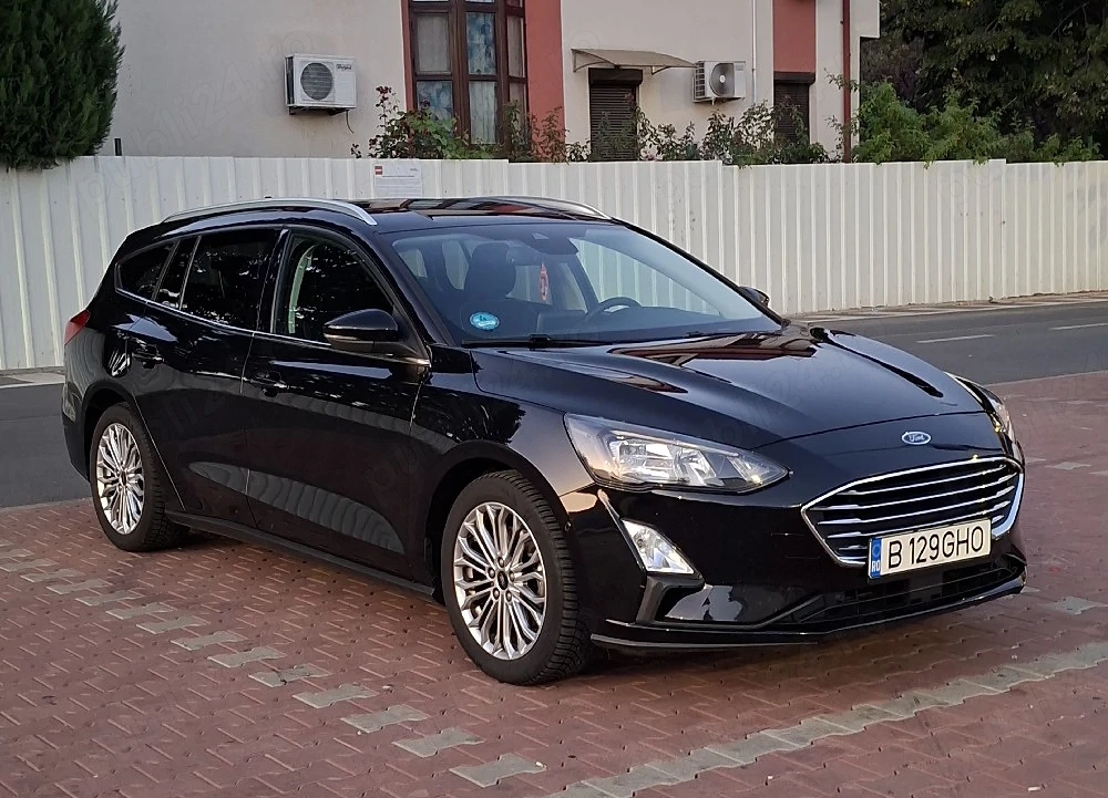 Ford focus titanium 1.0 benzina 125cp E6 cutie manuala 
