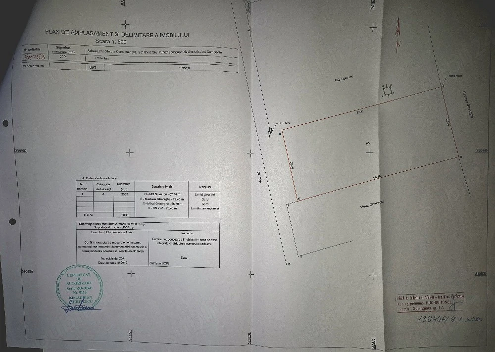 Vând teren intravilan situat la DN72A, pe partea dreapta dupa ieșirea din Gheboieni. 