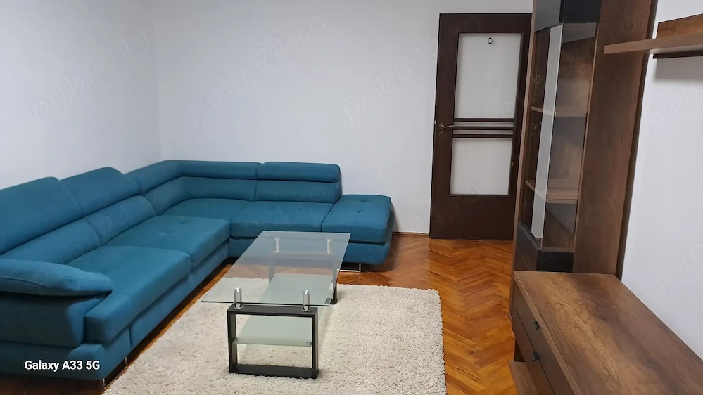 Inchiriez apartament 3 camere