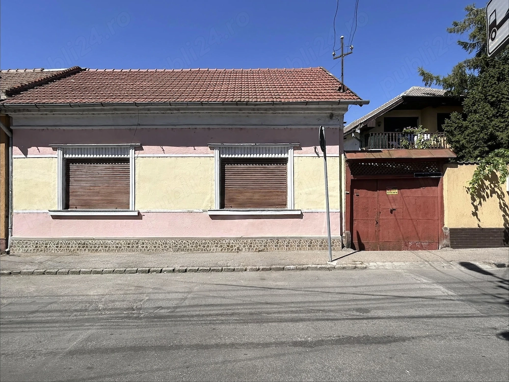 CASĂ DE VÂNZARE   Oradea, in apropiere de Bulevardul Magheru