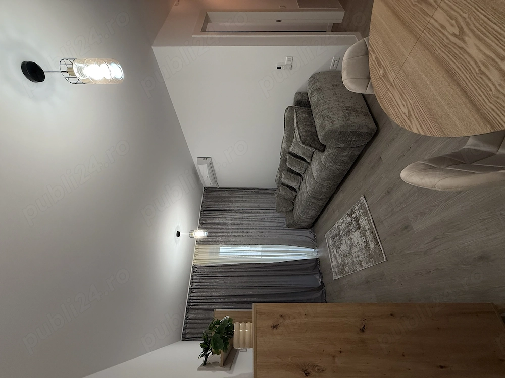 Proprietar, închiriez apartament cu 2 camere
