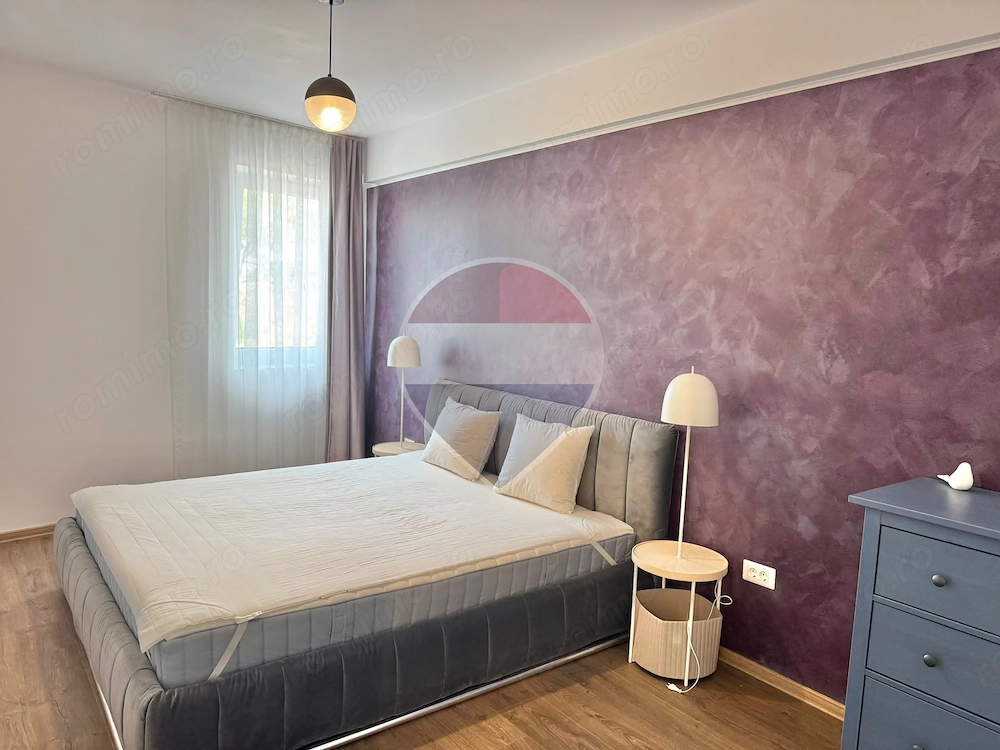 Apartament cu 2 camere de închiriat în zona Ultracentral