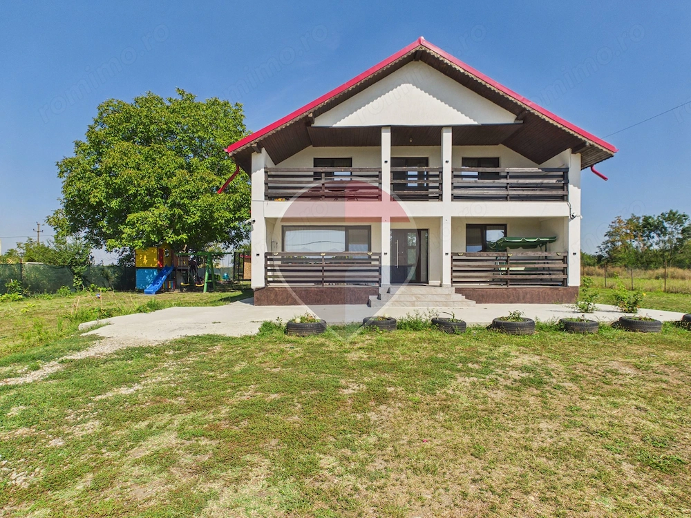 Casă individuală P+M | 8 camere | Teren 2.220 mp | Dârza, Crevedia