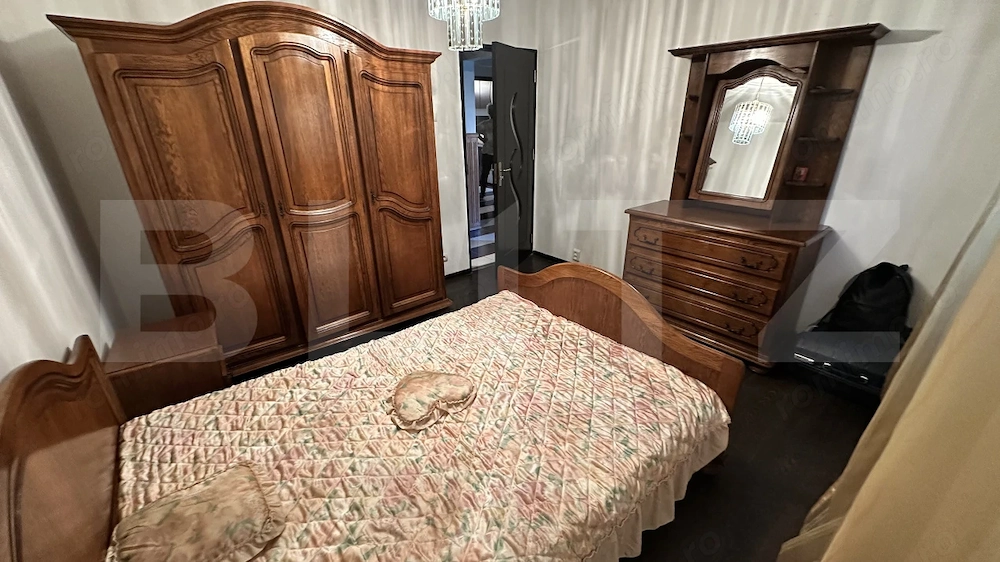 Apartament 4 camere, 77 mp, Zonă centrală