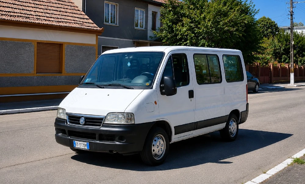 Fiat Ducato 2.0 JTD 9 Locuri An 2006 Panorama