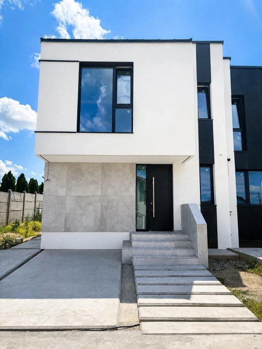 Casă P+1 de vânzare, 120 mp, teren 250 mp, zona Parcul Nicolae Romanescu