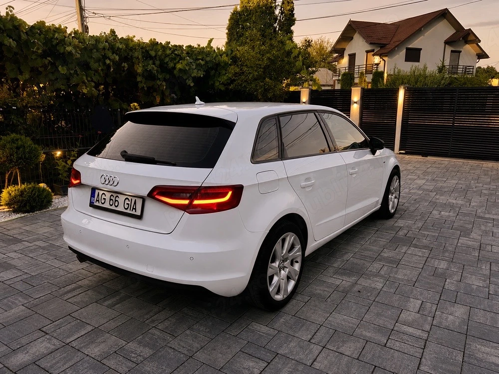 Audi A3 Audi A3 8V 2016 Sportback 1.6 TDI 110 CP S tronic | LED | Navi | Încălzire