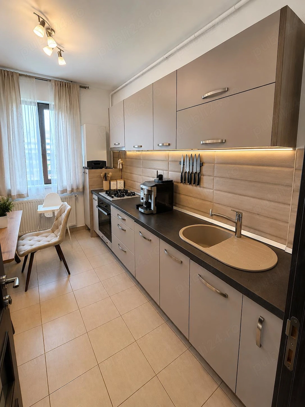 Ap 3 Camere Pacii Residence. Loc de parcare. 2 bai, 2 balcoane. Mobilat LUX .Comision 0