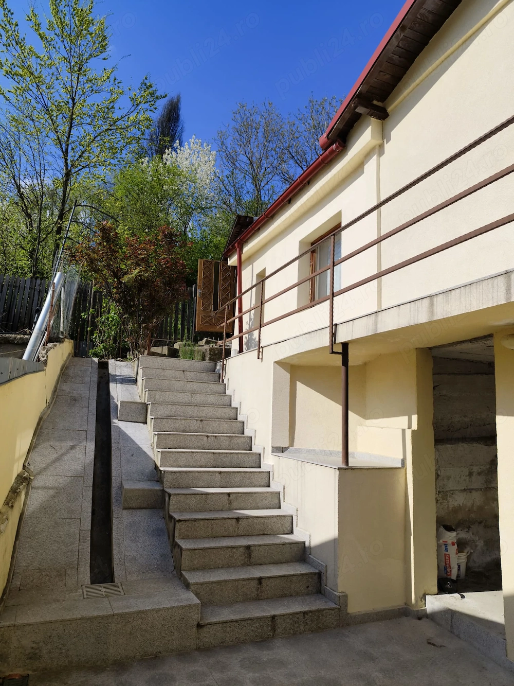 Casa de vanzare in Campina,zona semicentrala