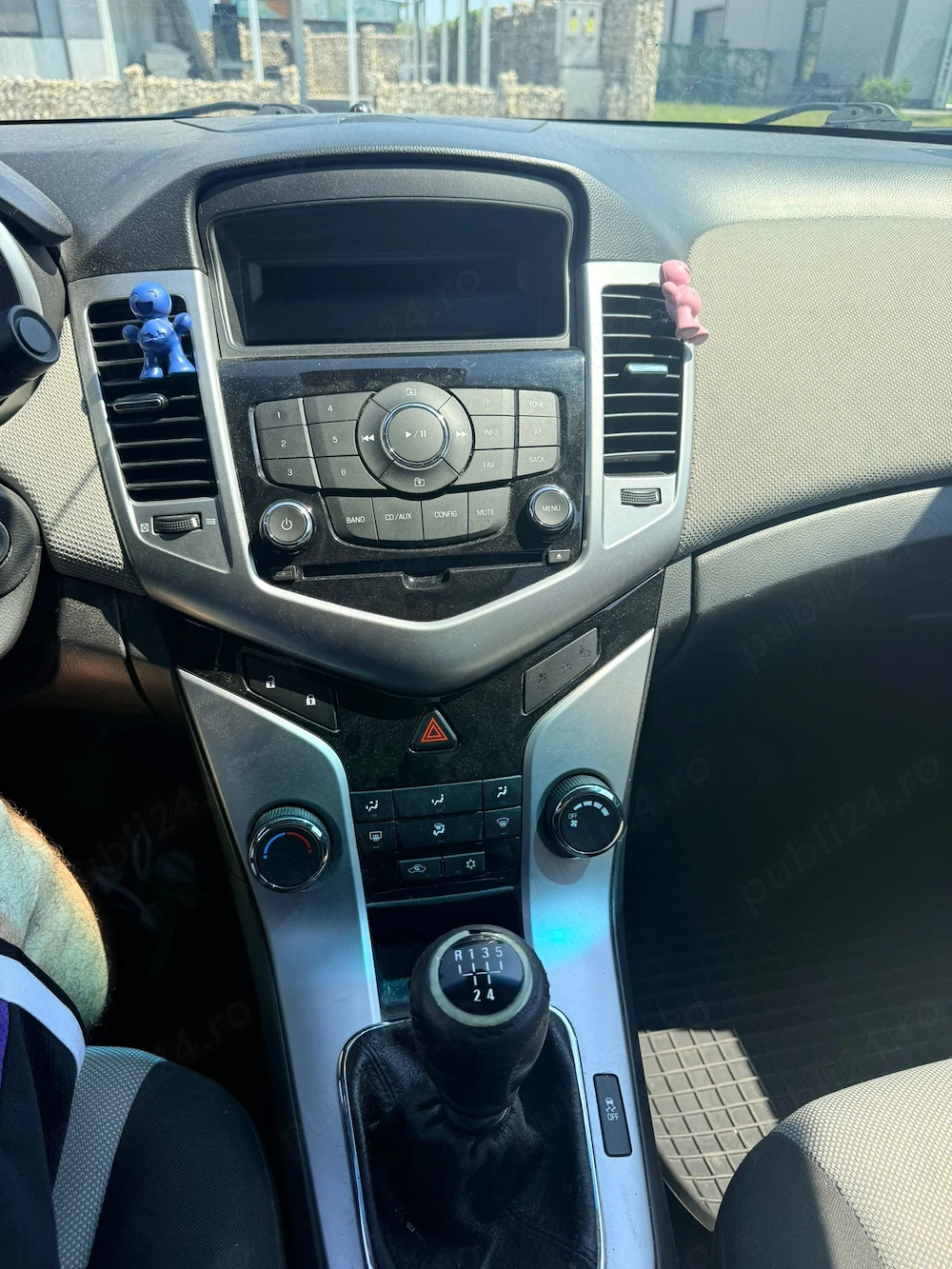 Vand Chevrolet Cruze LS 2011,accept si schimb cu Audi A3,Golf,ceva mai mic.