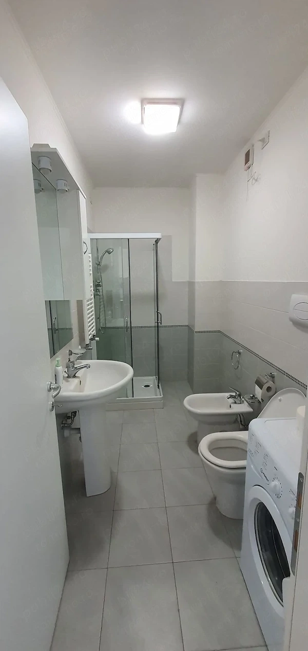 Apartament o camera de inchiriat central