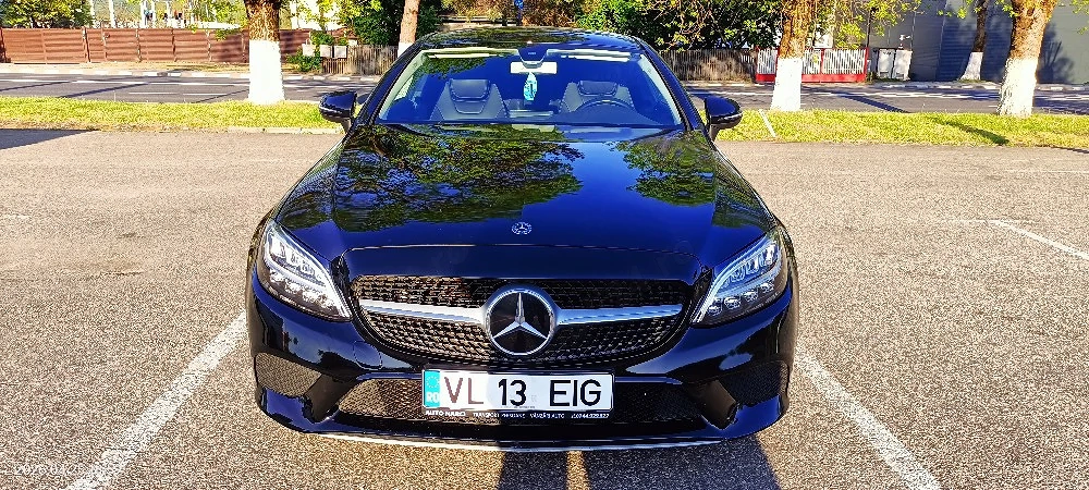 Mercedes Benz C 300d 4MATIC Coupe 2021 1950cc