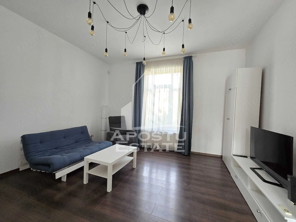 Casa individuala 3 camere,de inchiriat,Zona Semicentrala