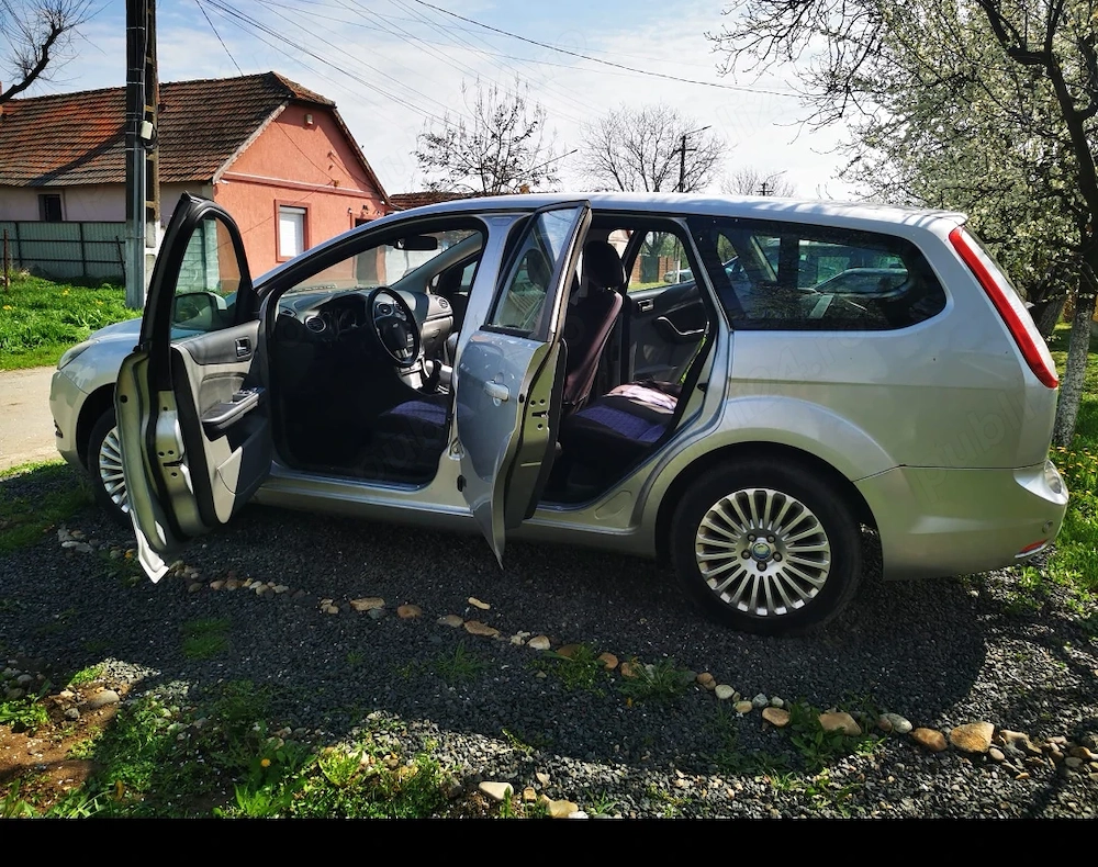 Ford AC break 2010, întreținută, nu necesita investitii, pornește la prima cheie. Consum redus! 