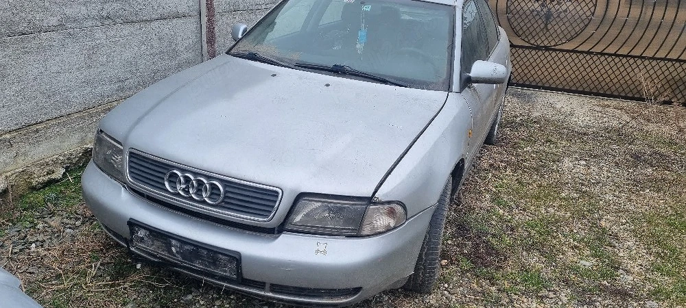 dezmembrez audi A 4 ...19 tdi an 2000