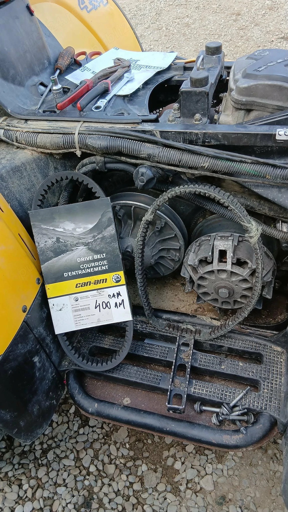 Vând Atv Can-Am Bombardier 650 4x4 permanent